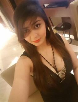 Tanishka 22 year female call girls in Mehdipatnam